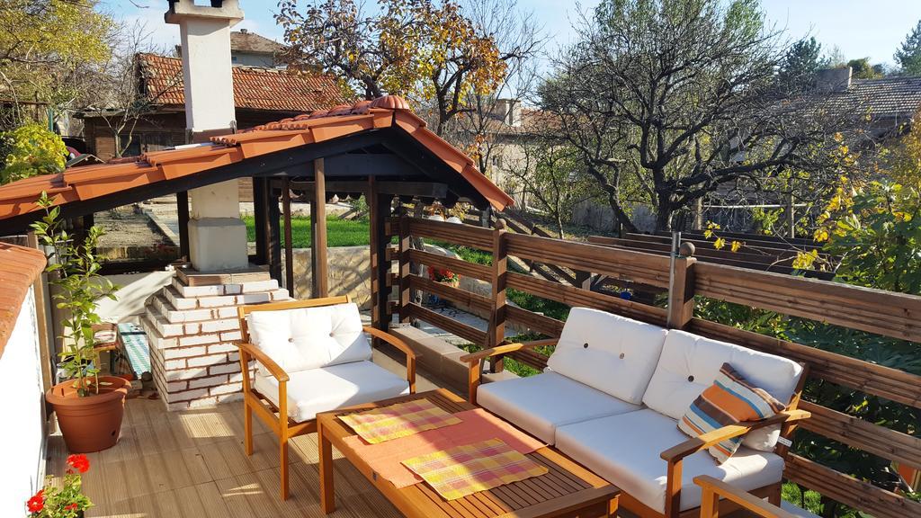 The Wild Fig Hotel Shumen Exterior photo